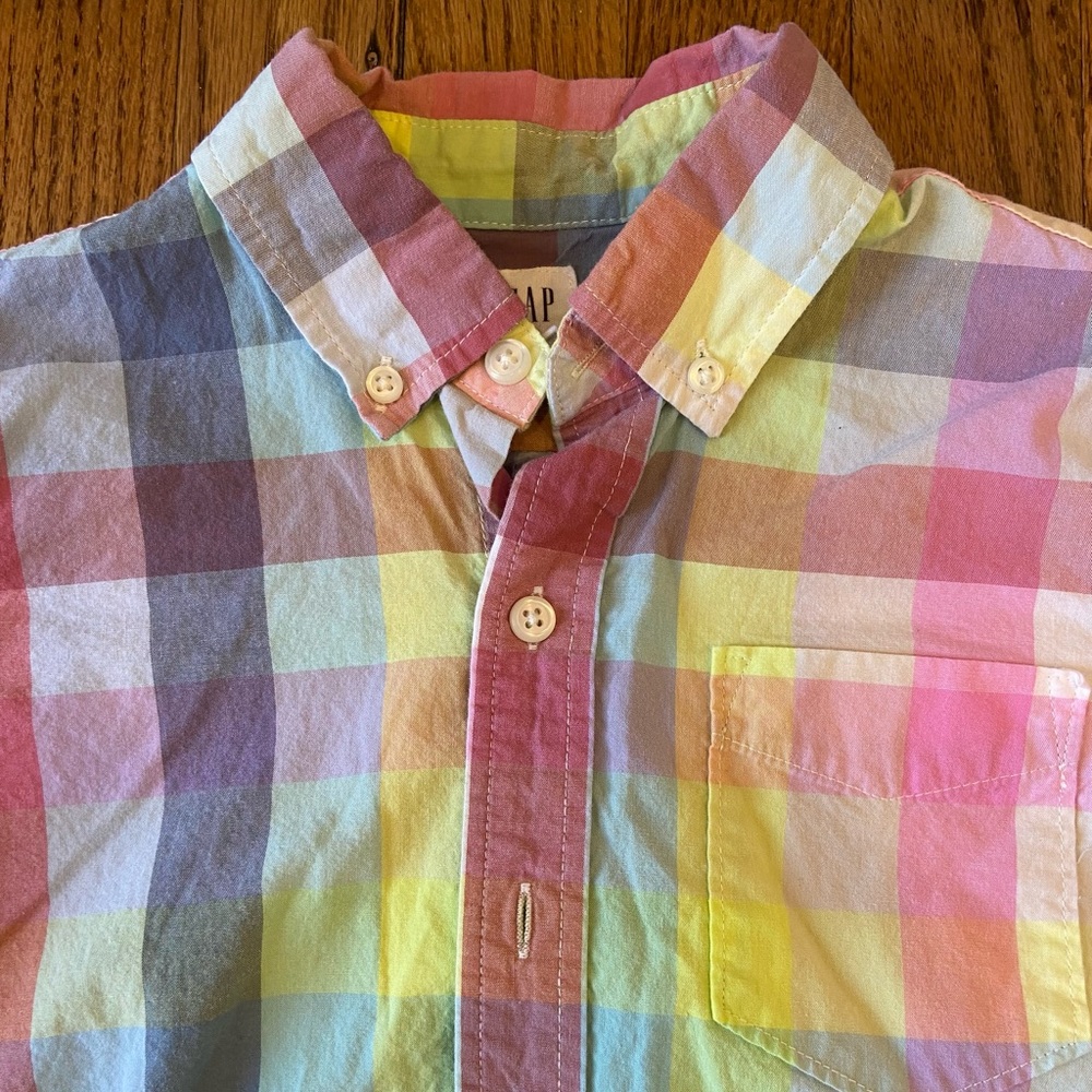 🐣 EASTER! Gap Plaid Button Down - Picture 4 of 6